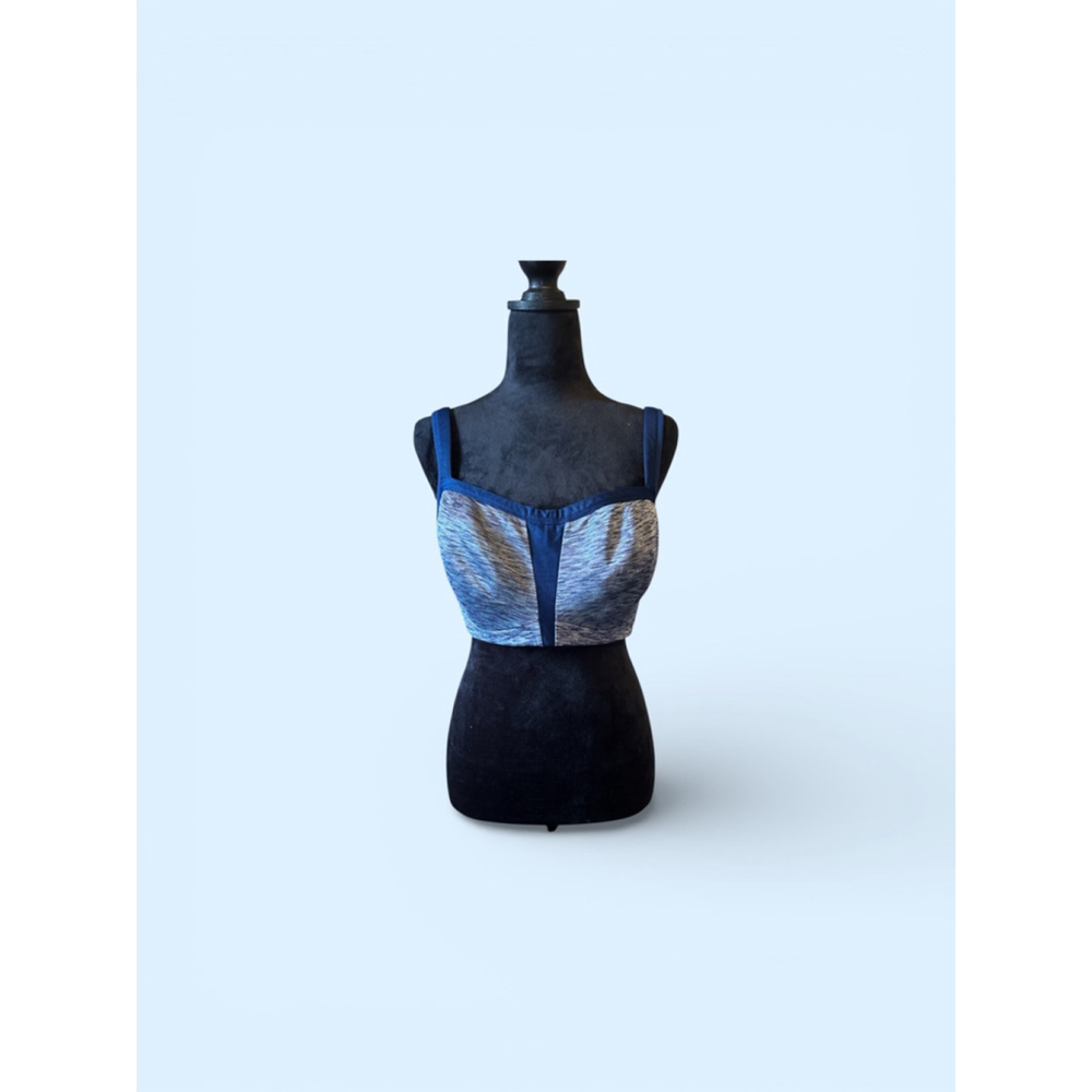 Le Mystere Navy Bra - EUC Size 36D